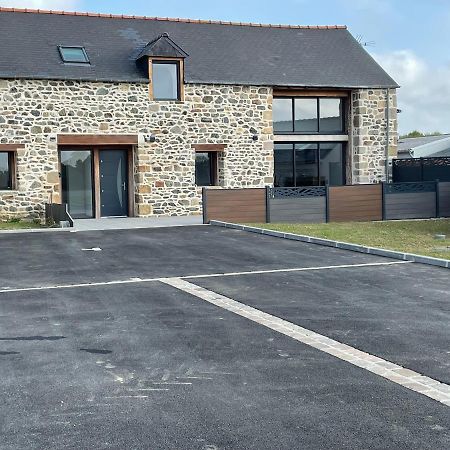 Hillion Magnifique Corps De Ferme Renove Avec Jacuzziヴィラ エクステリア 写真